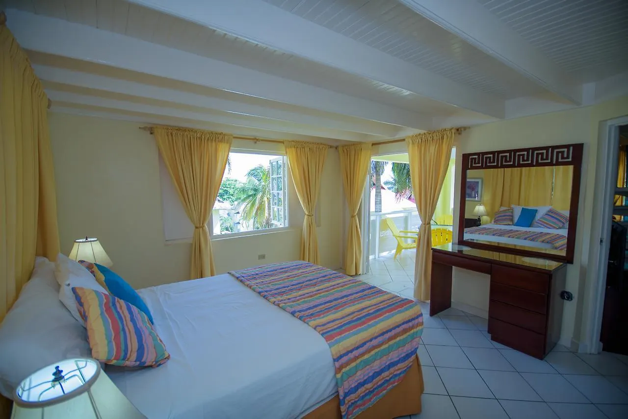 Apartahotel Comfort Apartments At The Ridge Ocho Ríos
